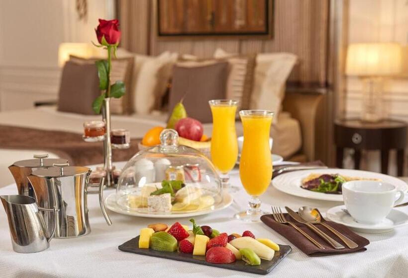 استودیوی استاندارد, Majestic Hotel Spa   Champs Elysées