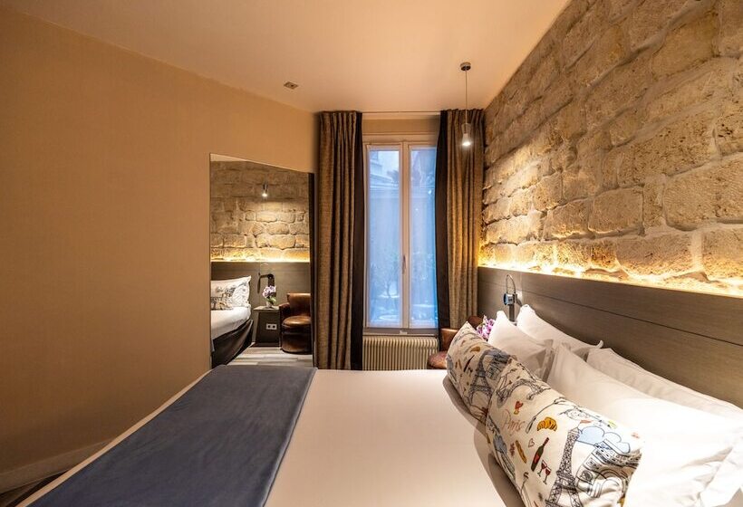 Superior Single Room, Minerve