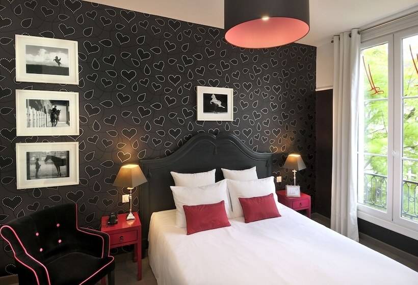 Quarto Superior, The Originals Boutique, Hôtel Le Londres, Saumur