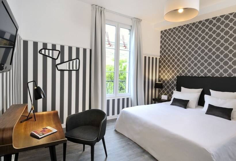 Quarto Superior, The Originals Boutique, Hôtel Le Londres, Saumur