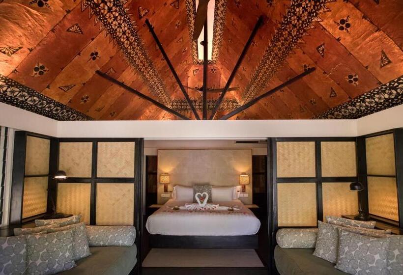 Standard Quadruple Room, Castaway Island Resort