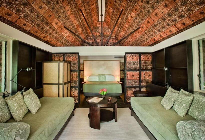 Standard Quadruple Room, Castaway Island Resort