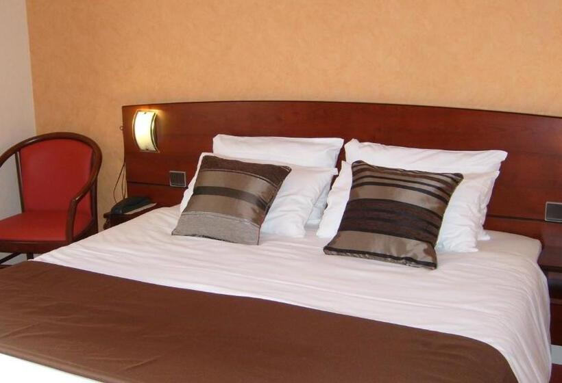 اتاق استاندارد, Cit Hotel Saint Jacques