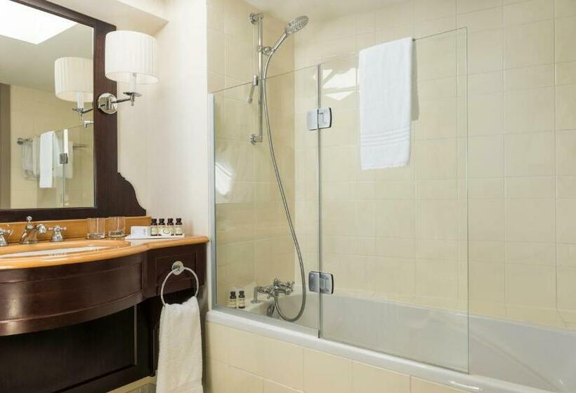 景色の見えるデラックスルーム, Grand Hôtel Beauvau Marseille Vieuxport  Mgallery