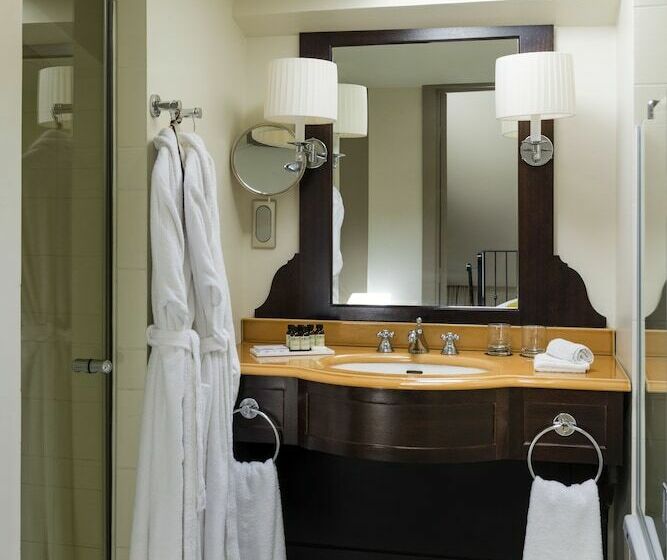 景色の見えるデラックスルーム, Grand Hôtel Beauvau Marseille Vieuxport  Mgallery