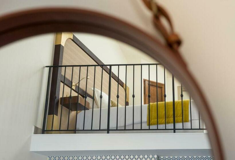 メゾネットスイート, Grand Hôtel Beauvau Marseille Vieuxport  Mgallery