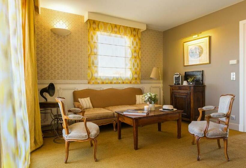 キングサイズベッドのスイートルーム, Grand Hôtel Beauvau Marseille Vieuxport  Mgallery