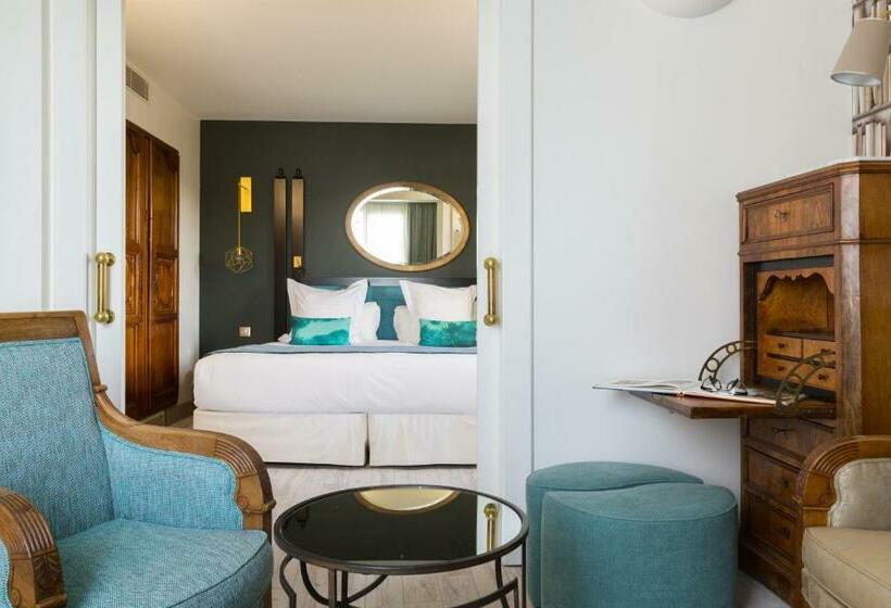 キングサイズベッドのスイートルーム, Grand Hôtel Beauvau Marseille Vieuxport  Mgallery
