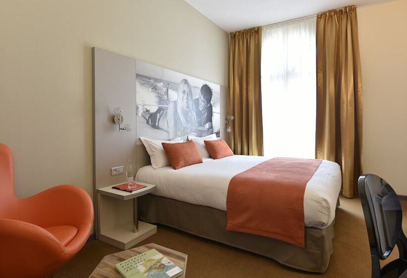 Superior Room, Arles Plaza