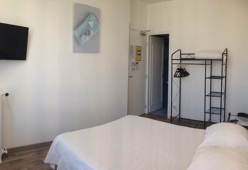 Standard Room, Au Nouvel