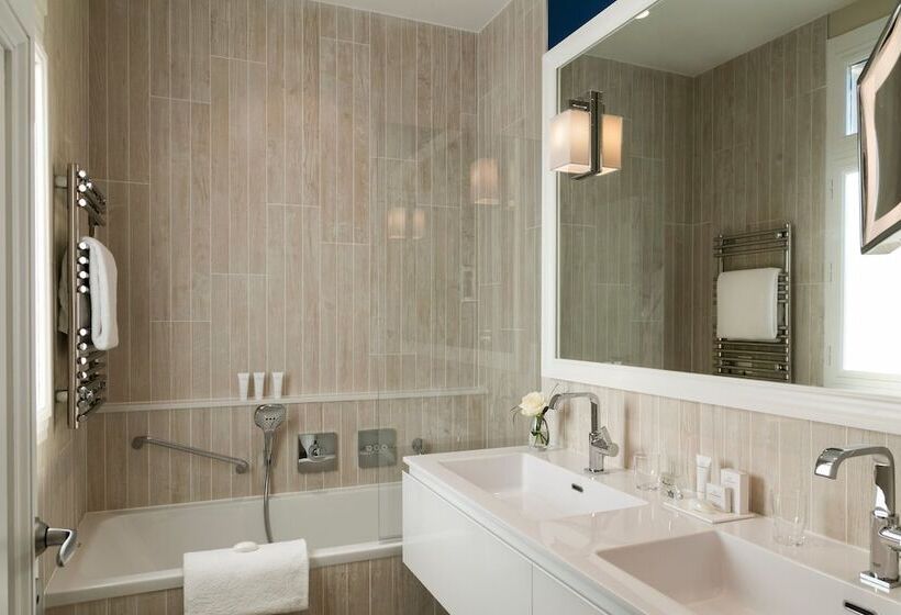 اتاق سوپریور, Hôtel Barrière Le Grand Hôtel Dinard