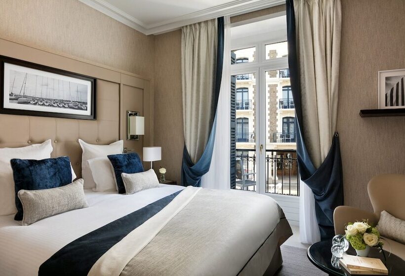 اتاق لوکس, Hôtel Barrière Le Grand Hôtel Dinard