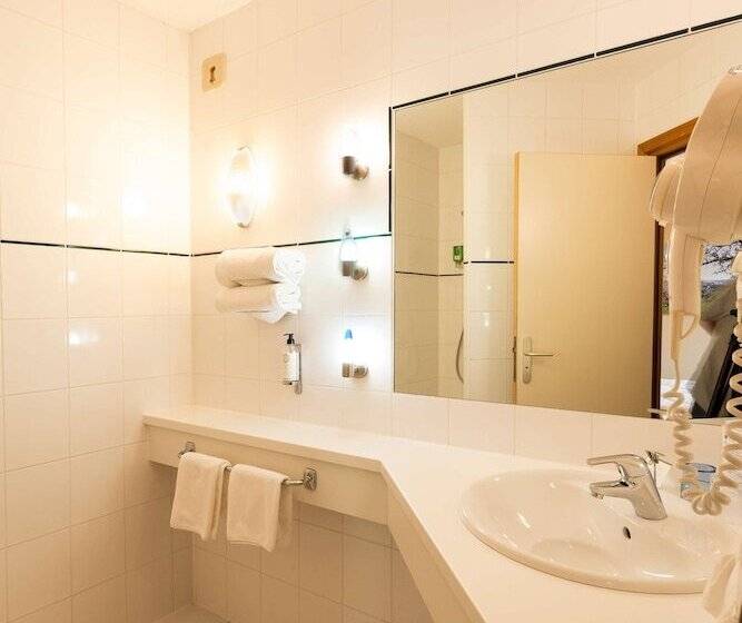 اتاق سوپریور, Best Western Hotel & Spa Le Schoenenbourg   Riquewihr   Proche Colmar