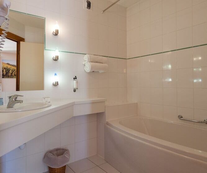 اتاق سوپریور, Best Western Hotel & Spa Le Schoenenbourg   Riquewihr   Proche Colmar