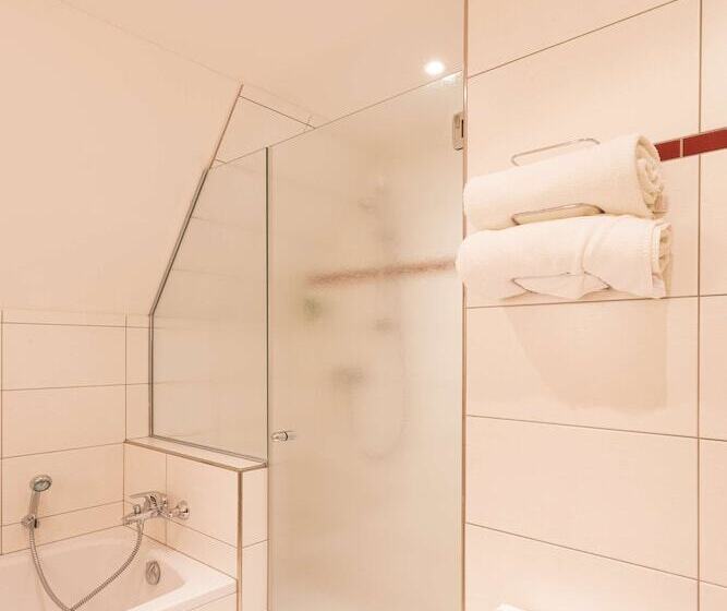 سوییت, Best Western Hotel & Spa Le Schoenenbourg   Riquewihr   Proche Colmar