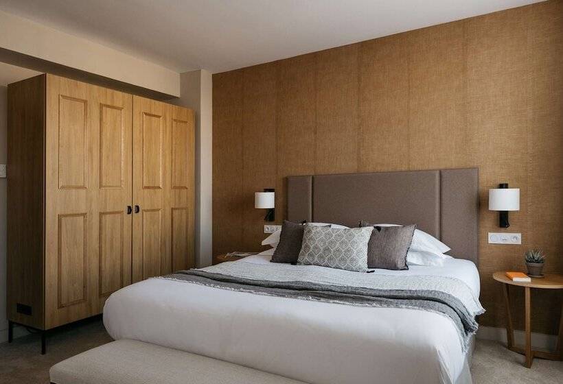 سوییت جونیور, Hôtel Cézanne Boutique Hôtel