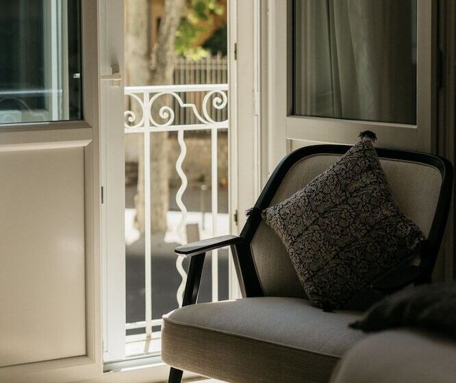 اتاق لوکس, Hôtel Cézanne Boutique Hôtel