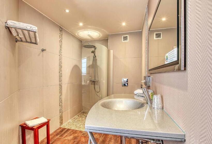 اتاق راحتی, Cit Hotel La Résidence