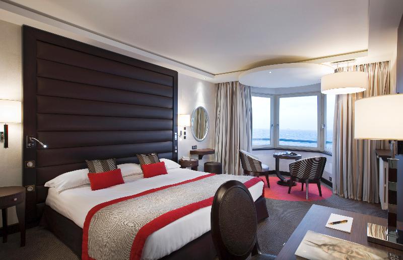 اتاق سوپریور با چشم‌انداز دریا, Grand Hôtel Des Thermes