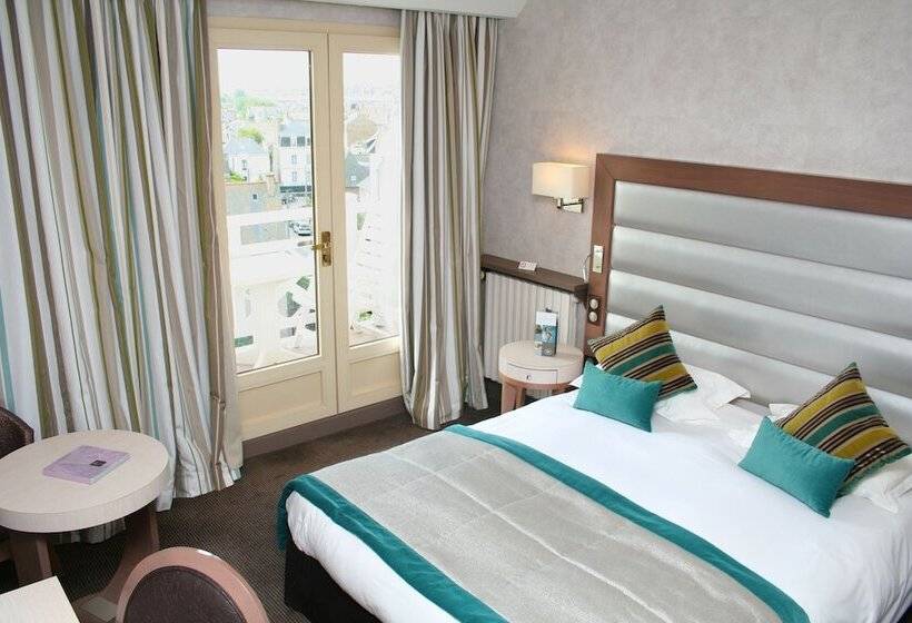اتاق استاندارد با چشم‌انداز شهر, Grand Hôtel Des Thermes