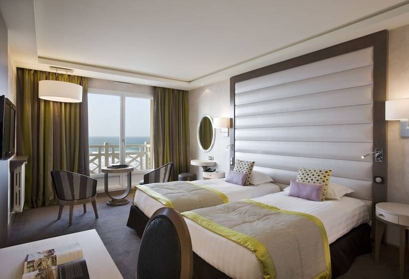 اتاق استاندارد با چشم‌انداز دریا, Grand Hôtel Des Thermes