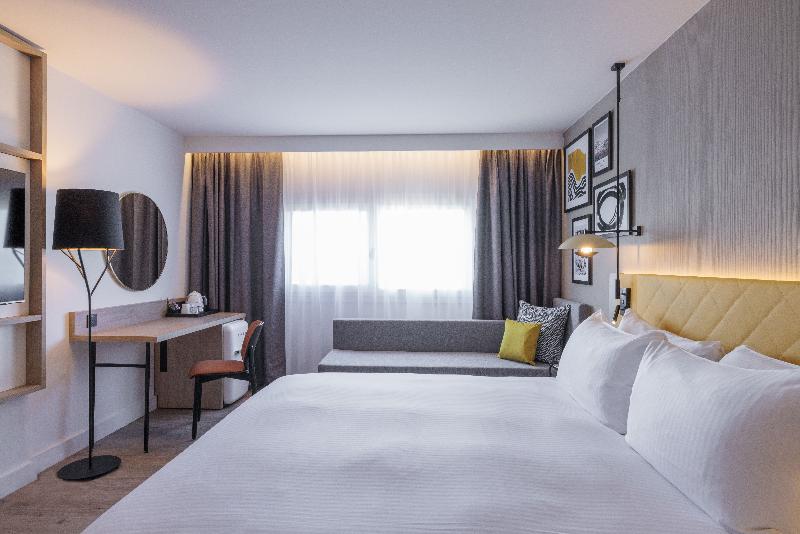 اتاق سوپریور با تخت بزرگ, Hilton Garden Inn Marseille Provence Airport