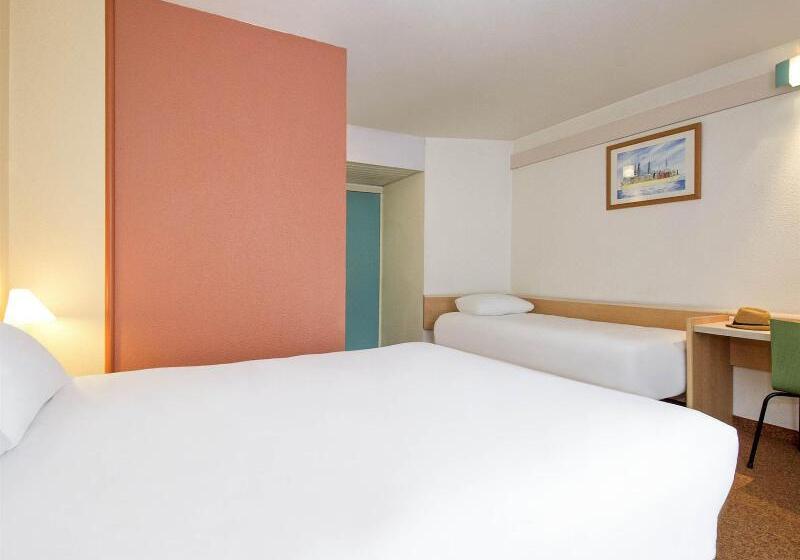 ファミリールーム, Ibis Blois Centre Chateau