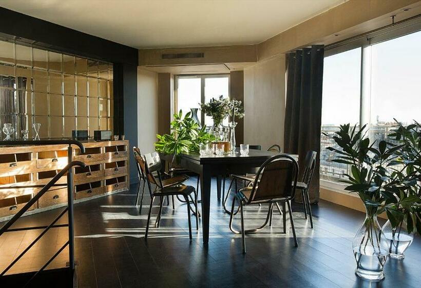 سوییت پرستیژ, Le Chat Noir
