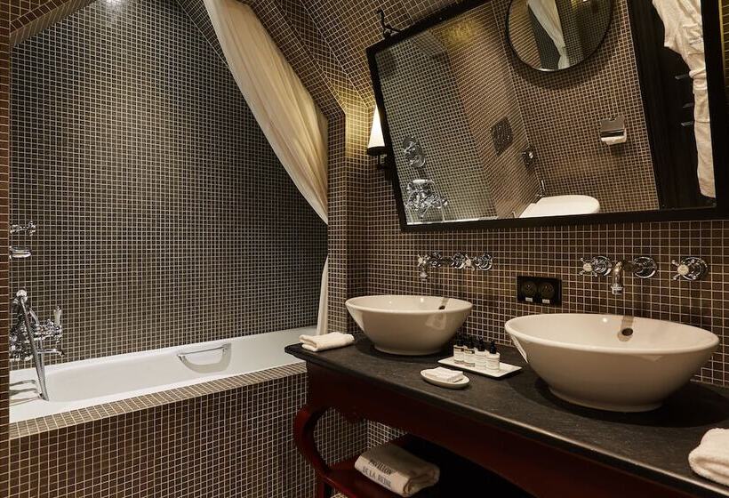 سوییت جونیور, Le Pavillon De La Reine & Spa, Place Des Vosges