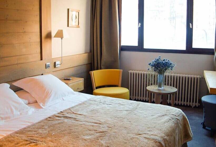 Comfort Kamer, Le Ski d'Or