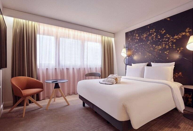اتاق کلاسیک, Mercure Paris La Defense