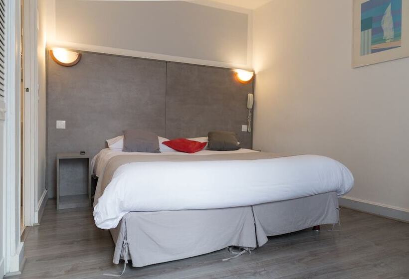 Standard Room, Panam  Paris Gambetta Place Gambettamairie Du 20 Emme