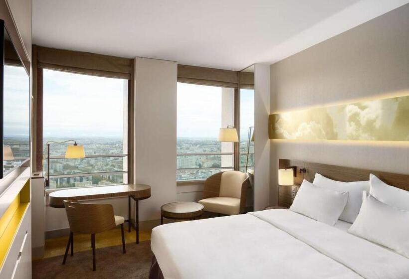 اتاق سوپریور با چشم‌انداز, Radisson Blu Hotel, Lyon