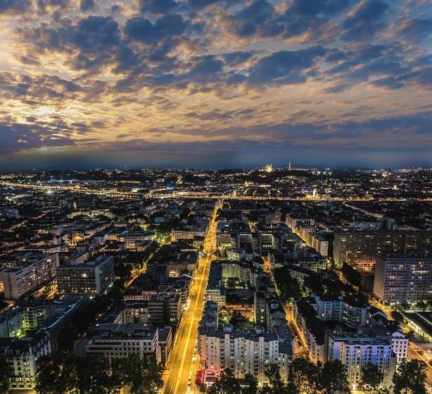 Panoramic Views Junior Suite, Radisson Blu , Lyon