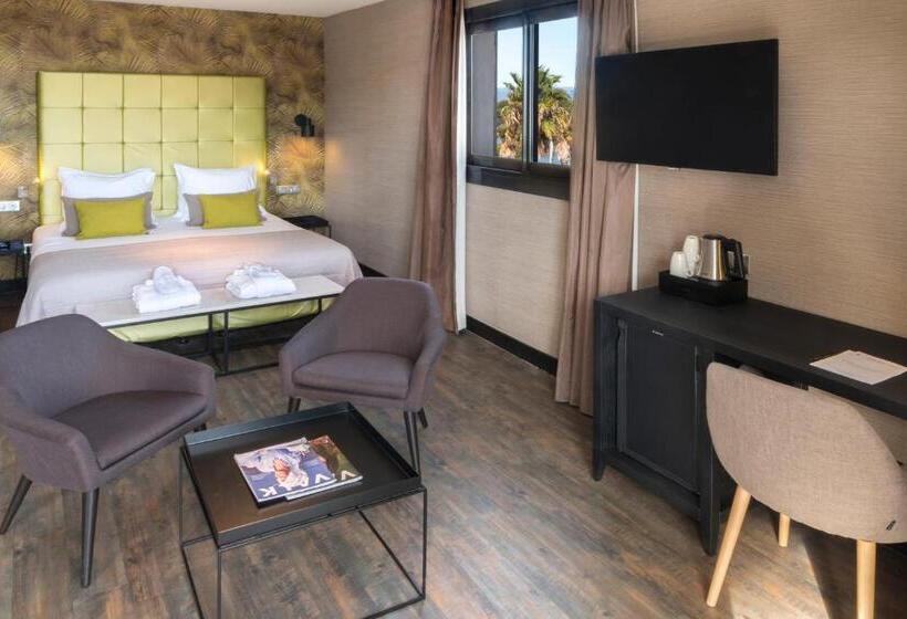 سوییت با چشم‌انداز دریا, Van Der Valk Hotel Saint Aygulf