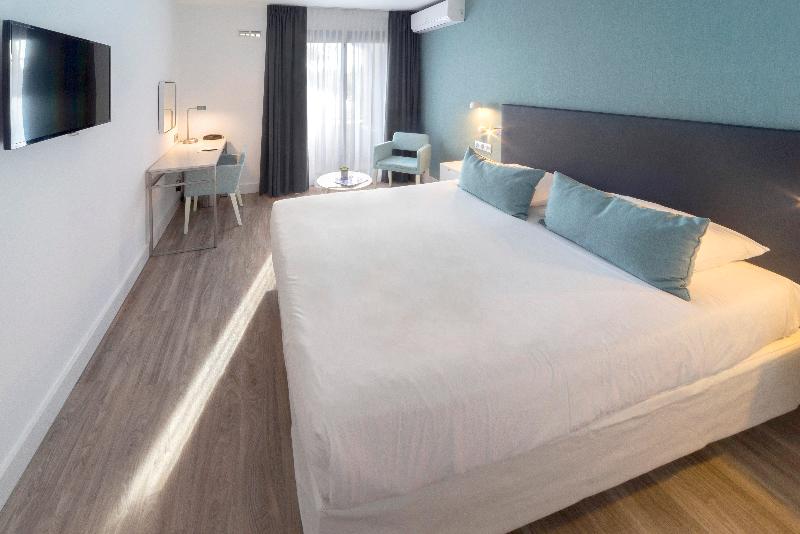 اتاق لوکس, Van Der Valk Hotel Saint Aygulf