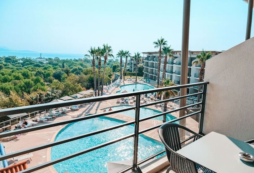 سوییت با چشم‌انداز دریا, Thalazur Antibes   & Spa