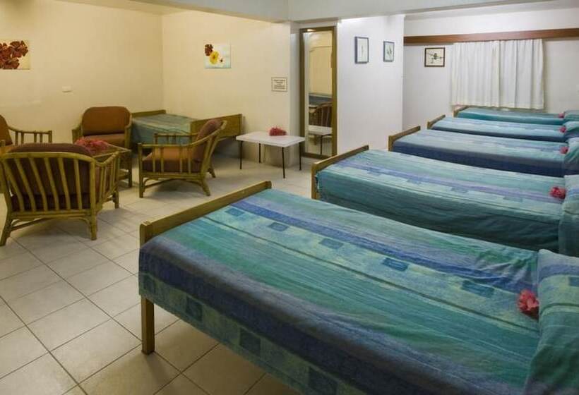 تختخواب در اتاق مشترک, Nadi Bay Resort
