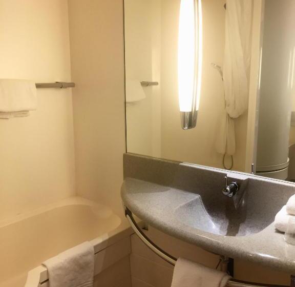 اتاق سوپریور سه تخته, Novotel Marseille Est Porte D Aubagne