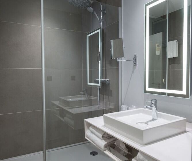 اتاق سوپریور, Novotel Poitiers Site Du Futuroscope