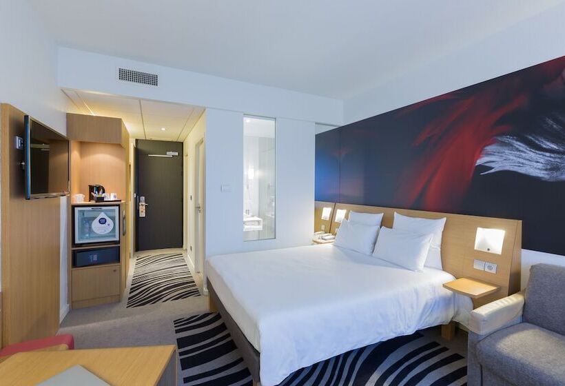 اتاق سوپریور, Novotel Poitiers Site Du Futuroscope