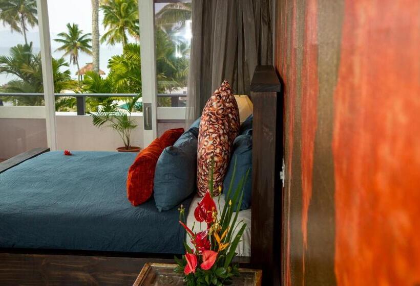 سوئیت پنت هاوس, The Pearl South Pacific Resort, Spa & Golf Course