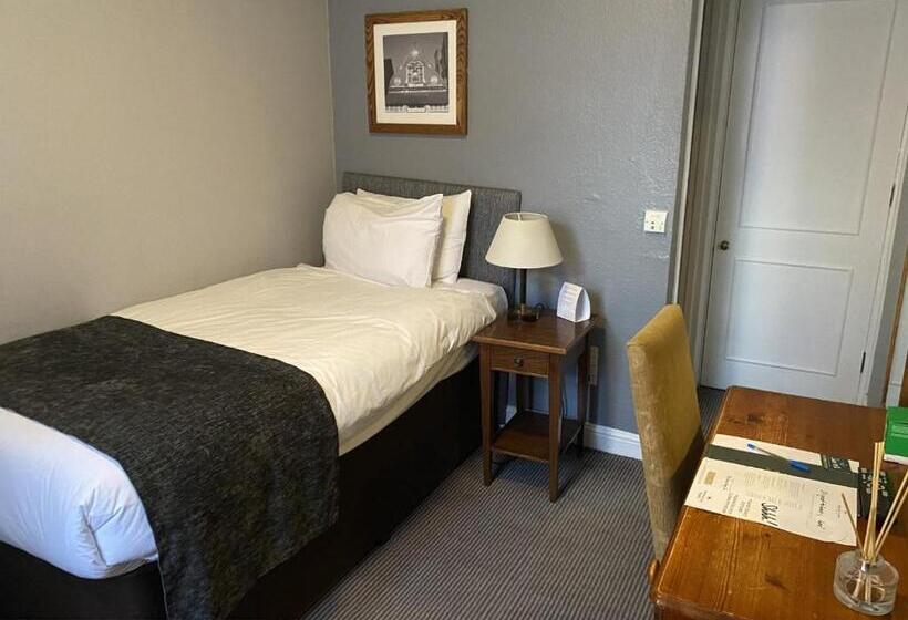اتاق استاندارد یک نفره, Cromwell Lodge Hotel By Greene King Inns
