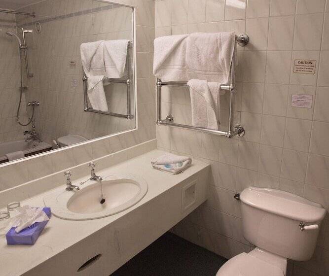 Standard Single Room, Britannia Coventry  City Centre