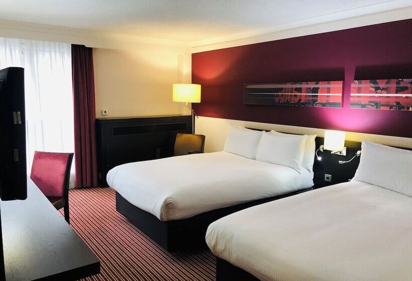 اتاق استاندارد با 2 تخت دوبل, Crowne Plaza Birmingham City