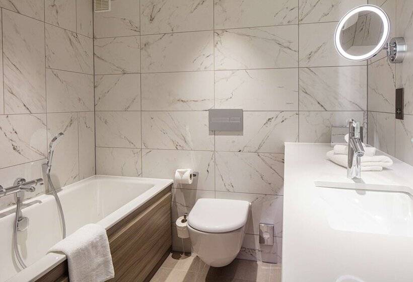 اتاق استاندارد, Doubletree By Hilton Bath