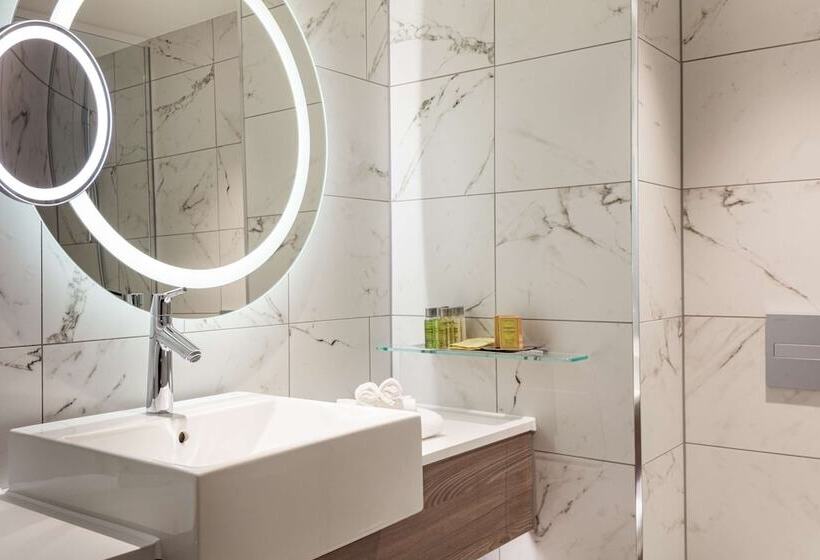 اتاق سوپریور, Doubletree By Hilton Bath