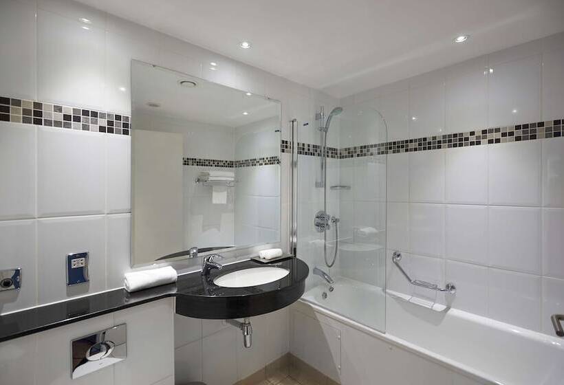 Quarto standard, Doubletree By Hilton  Bristol North