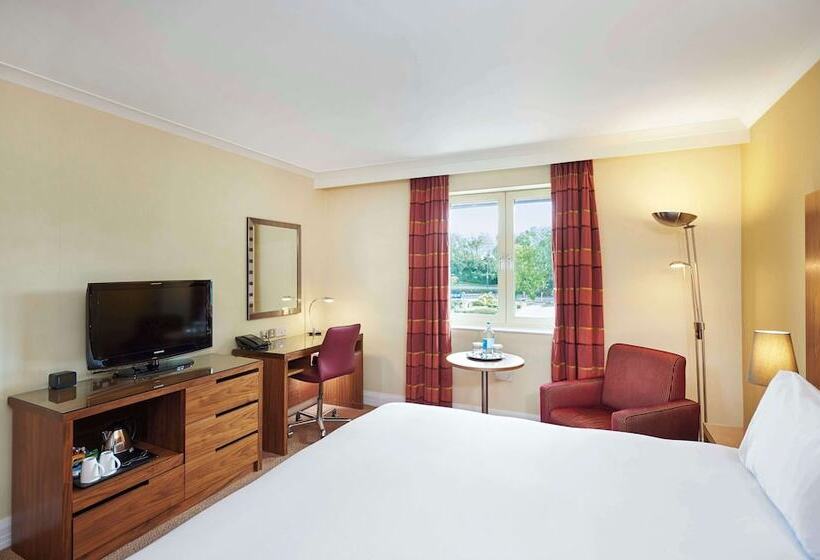 Quarto deluxe, Doubletree By Hilton  Bristol North