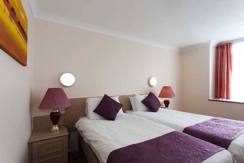 اتاق استاندارد, Heathlands